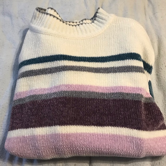 Nice  Alfred Dunner Sweater. Size M like new! - Picture 2 of 4